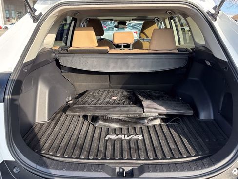 Used 2019 Toyota RAV4 XLE image 45