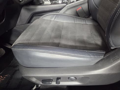 Used 2023 Mitsubishi Outlander SE FWD image 11