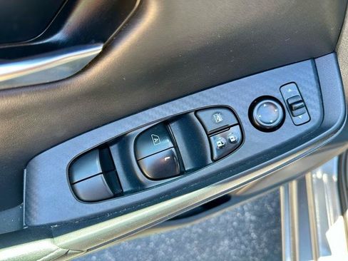 Used 2023 Nissan Sentra SV FWD image 8