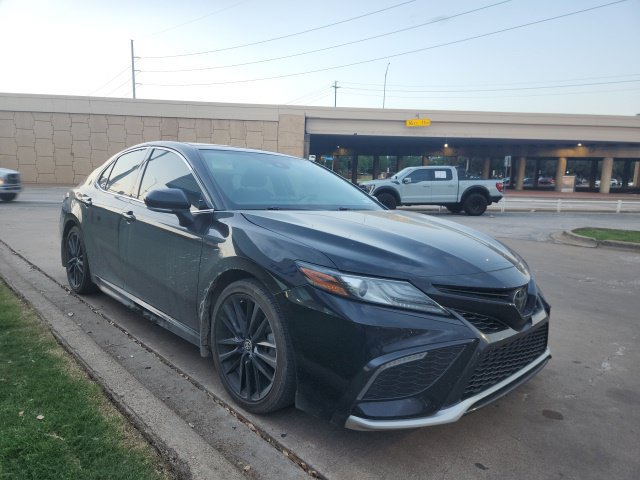 Used 2023 Toyota Camry XSE FWD image 1
