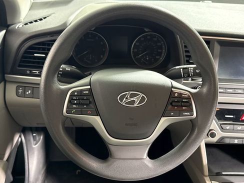 Used 2018 Hyundai Elantra SEL w/ Cargo Package FWD image 23