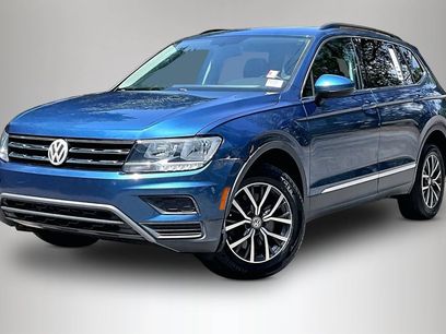 Used 2018 Volkswagen Tiguan SE