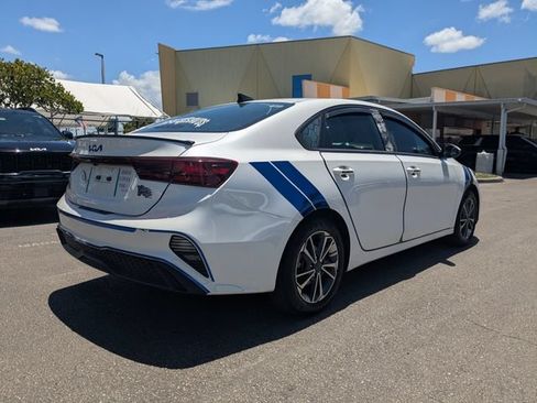 Certified 2023 Kia Forte LXS FWD image 6