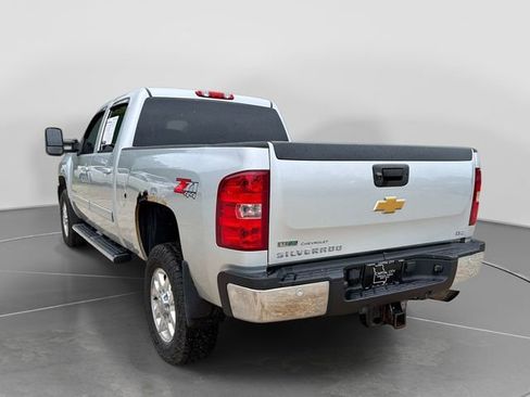 Used 2012 Chevrolet Silverado 2500 LTZ w/ LTZ Plus Package AWD/4WD image 6