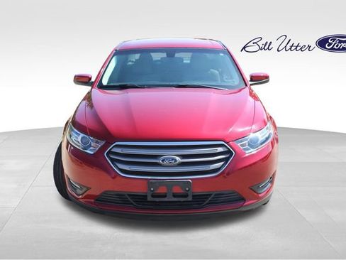 Used 2016 Ford Taurus SEL FWD image 2