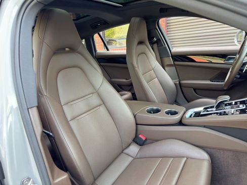 Used 2023 Porsche Panamera 4S AWD/4WD image 45