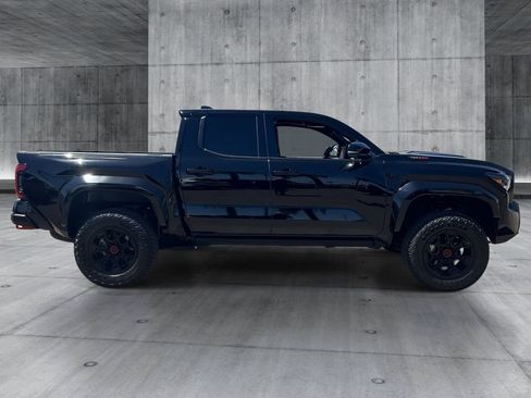 Used 2025 Toyota Tacoma TRD Pro AWD/4WD image 6