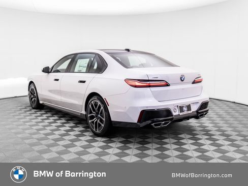 New 2025 BMW 760i xDrive 760i xDrive image 3