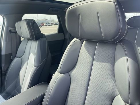 Certified 2025 Cadillac Optiq Luxury 2 w/ LPO, Floor Liner Package image 8