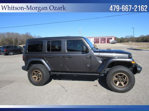 Used 2021 Jeep Wrangler Unlimited Sahara image 16