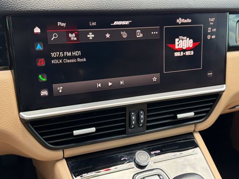 Certified 2023 Porsche Cayenne Platinum Edition AWD/4WD image 21