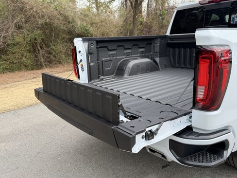 New 2026 GMC Sierra 1500 Denali w/ Denali Reserve Package image 12