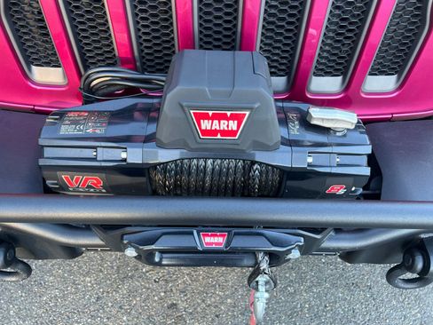 Used 2021 Jeep Wrangler Unlimited Rubicon w/ Xtreme Recon 35" Tire Package image 9