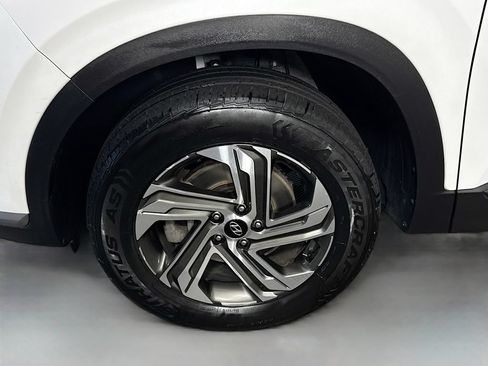 Used 2023 Hyundai Santa Fe SE AWD/4WD image 4