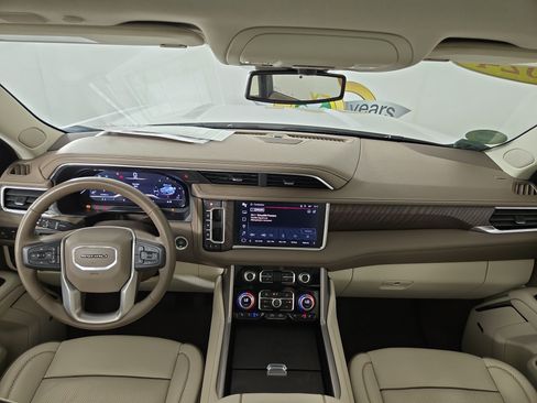 Certified 2024 GMC Yukon Denali AWD/4WD image 14