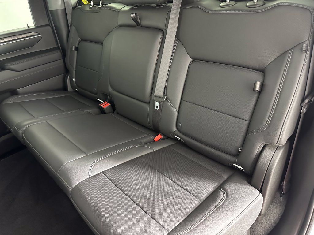Used 2024 Chevrolet Silverado 2500 LTZ w/ LTZ Plus Package AWD/4WD image 28