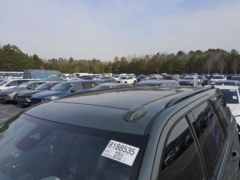 Used 2025 Chevrolet Tahoe Z71 w/ Z71 Off-Road Package image 2