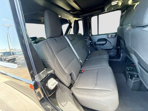 Used 2021 Jeep Wrangler Unlimited Sport AWD/4WD image 32