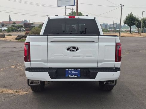 Used 2025 Ford F150 Platinum AWD/4WD image 4