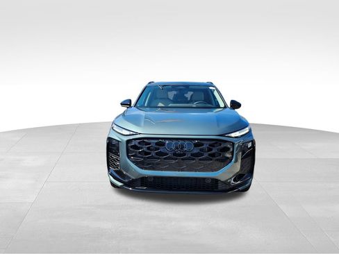 New 2026 Audi Q3 quattro 2.0T AWD/4WD image 2