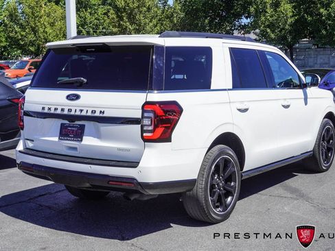 Used 2024 Ford Expedition Limited AWD/4WD image 25