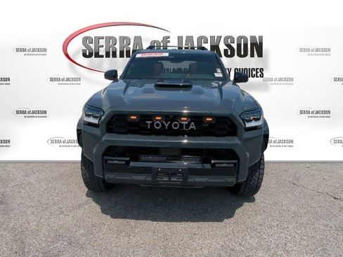 Used 2025 Toyota 4Runner TRD Pro AWD/4WD image 3