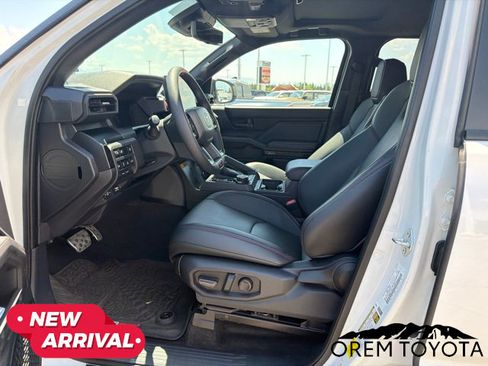 Used 2024 Toyota Tacoma TRD Pro AWD/4WD image 5