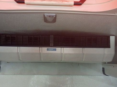 Used 2003 Ford E-450 and Econoline 450 image 10