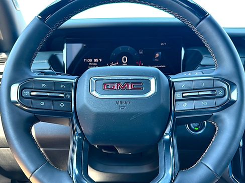 New 2026 GMC Acadia AT4 w/ Super Cruise Package AWD/4WD image 20
