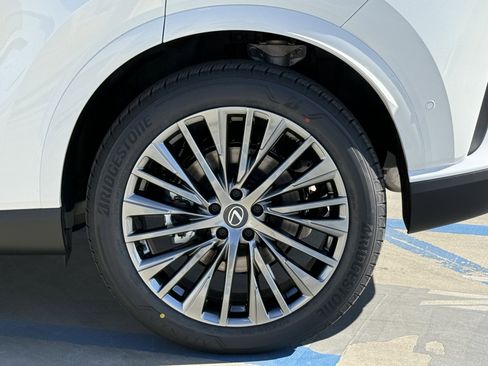 New 2026 Lexus RX 450h AWD image 14