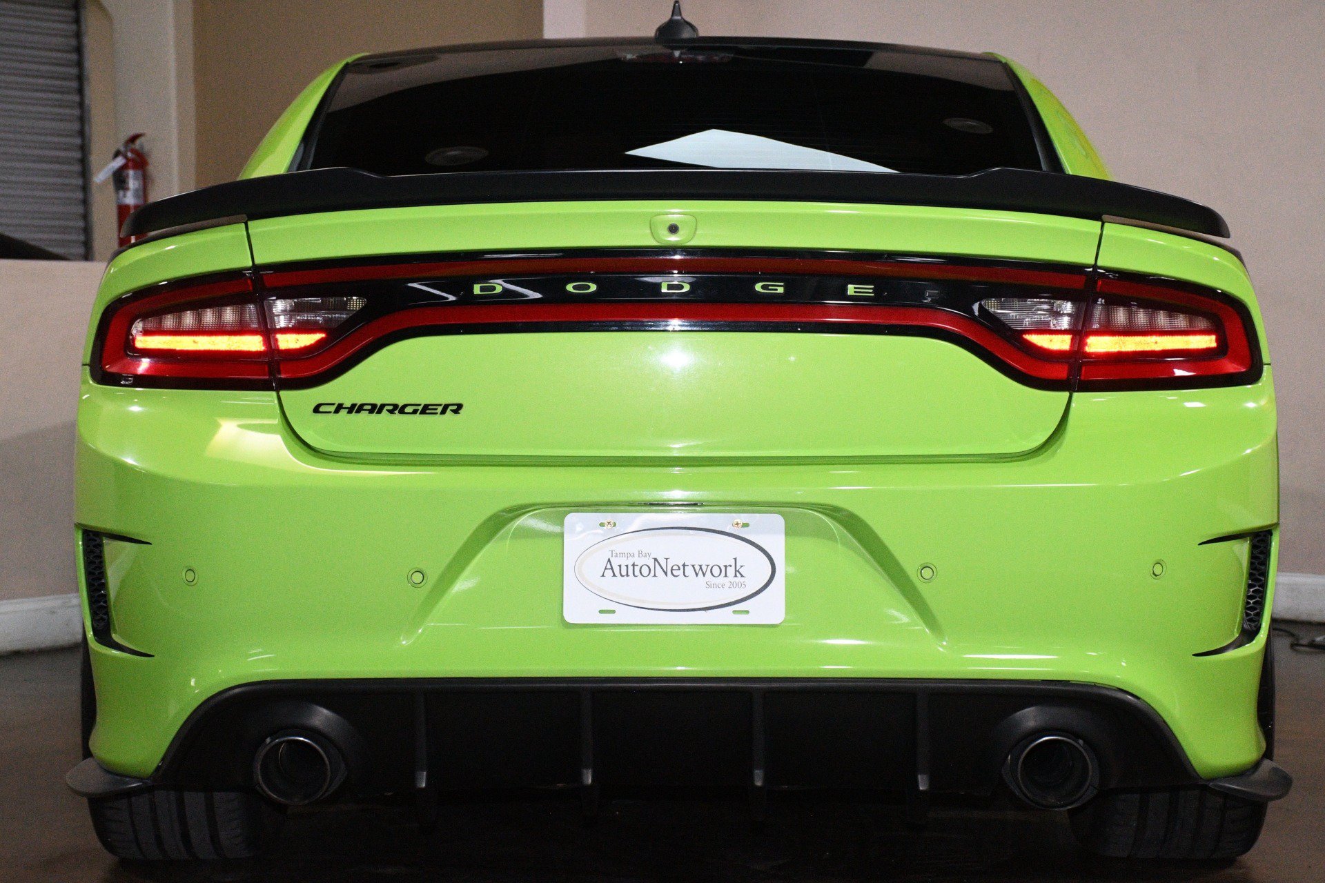 Used 2023 Dodge Charger Scat Pack w/ Daytona Edition Group RWD image 2