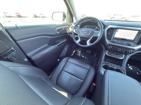 Used 2023 GMC Acadia SLT w/ Elevation Edition image 26