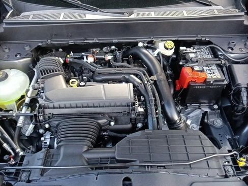 New 2025 Ford Maverick XLT w/ XLT Luxury Package image 33