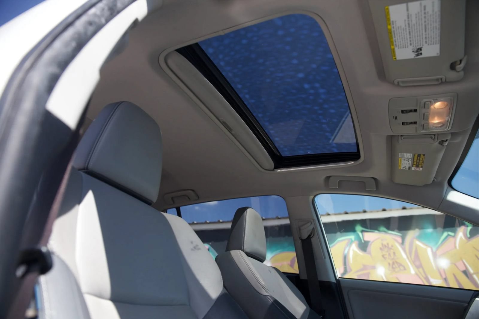 Used 2013 Toyota RAV4 Limited FWD image 36