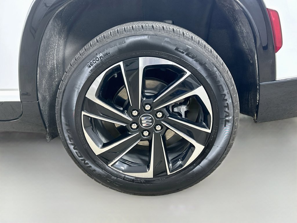Used 2026 Buick Enclave Sport Touring AWD/4WD image 39