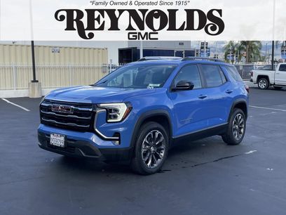 Used 2025 GMC Terrain Elevation w/ Elevation Premium Package