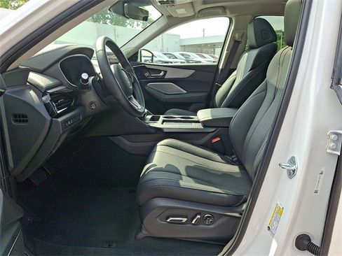 Certified 2025 Acura MDX SH-AWD image 13