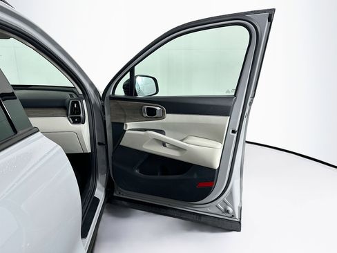 Used 2023 Kia Sorento EX w/ Panoramic Sunroof Package FWD image 34