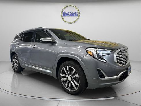Used 2018 GMC Terrain Denali w/ Advanced Safety Package AWD/4WD image 7