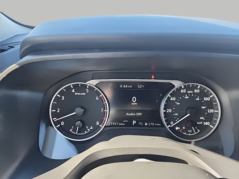 Used 2025 Nissan Rogue SV image 44