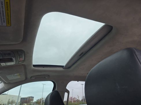 Used 2023 Kia Telluride SX Prestige image 18