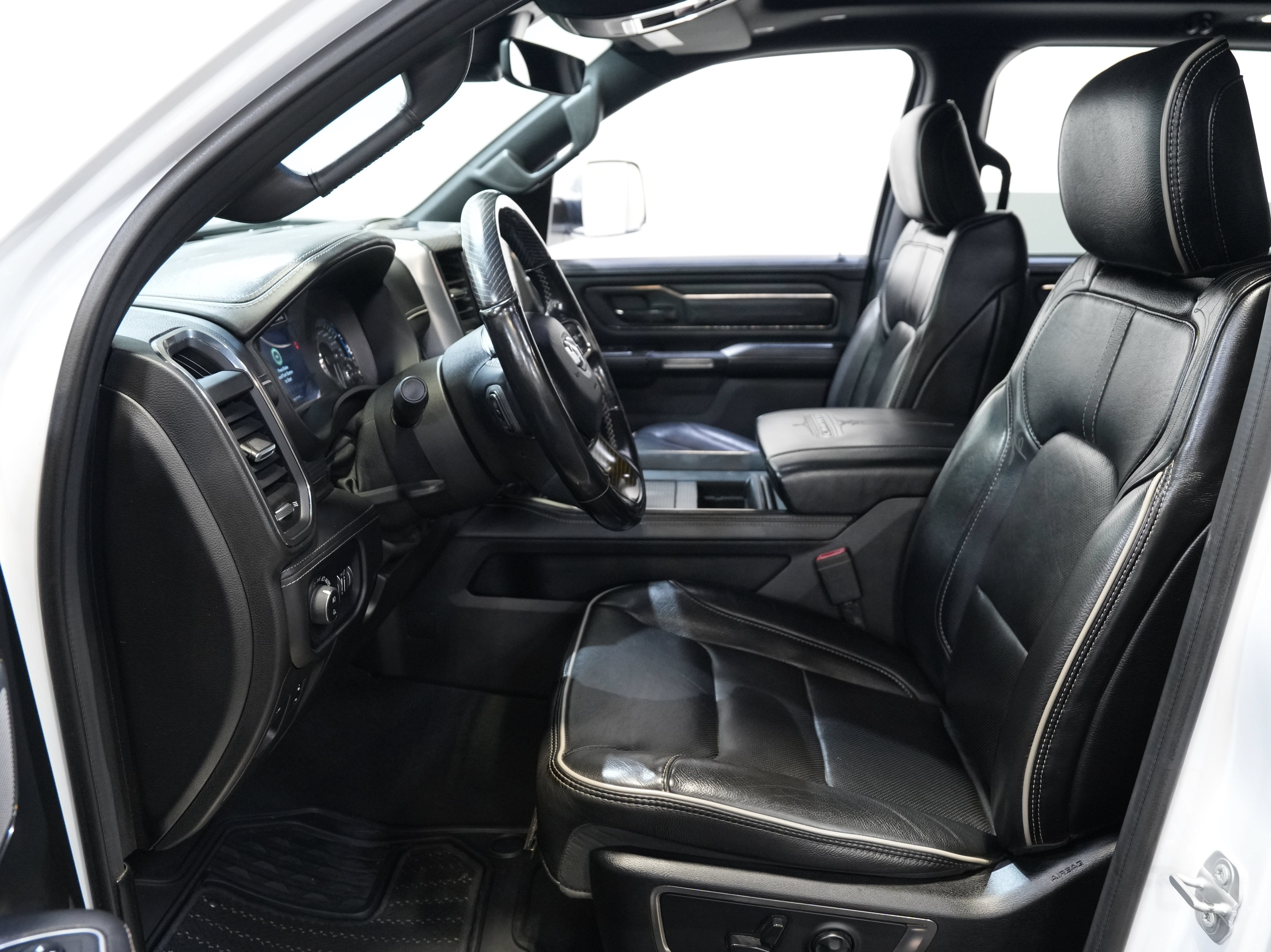 Used 2019 RAM 1500 Limited AWD/4WD image 33