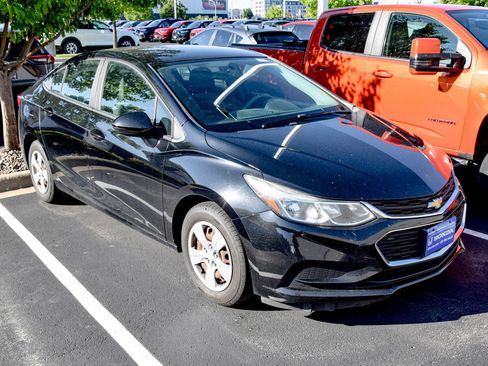 Used 2016 Chevrolet Cruze LS FWD image 14