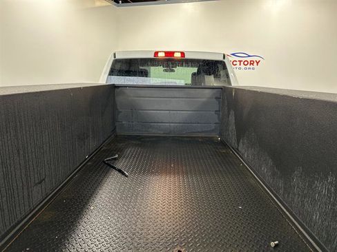 Used 2021 RAM 2500 Tradesman w/ Chrome Appearance Group image 15