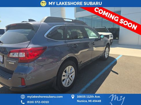 Used 2017 Subaru Outback 2.5i Premium AWD/4WD image 9