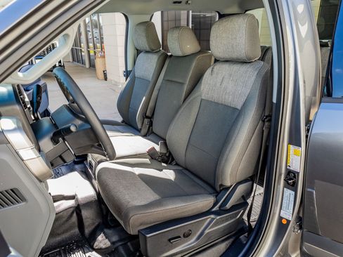 Used 2024 Ford F350 XLT image 29