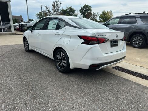 New 2025 Nissan Versa SV w/ Trunk Package image 6
