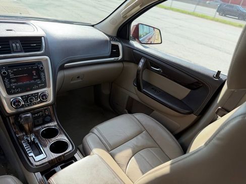 Used 2015 GMC Acadia Denali image 18