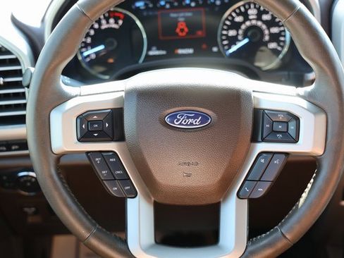 Used 2019 Ford F150 King Ranch image 13