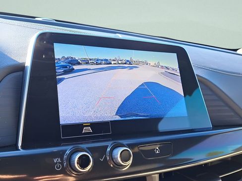 Used 2023 Cadillac CT4 Luxury w/ Cold Weather Package image 22